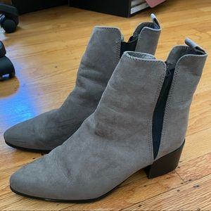 Deep brown/grey heel ankle boots, size 8